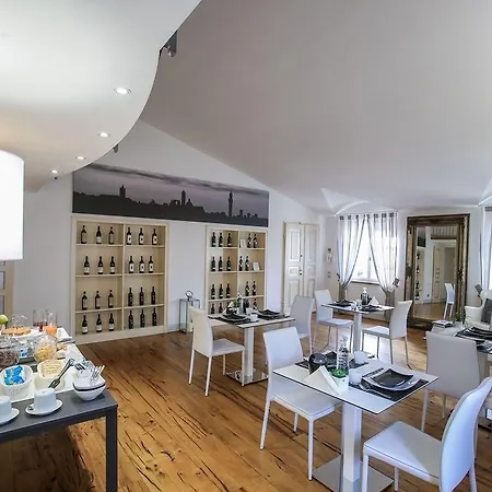 Le Logge Luxury Oda ve Kahvaltı 4*