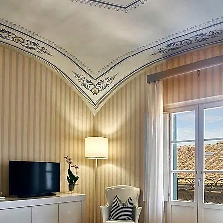 ベッド・アンド・ブレックファスト Le Logge Luxury