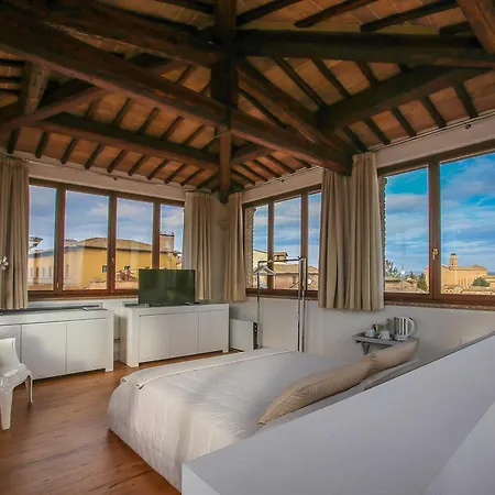 Couette-café Le Logge Luxury 3*