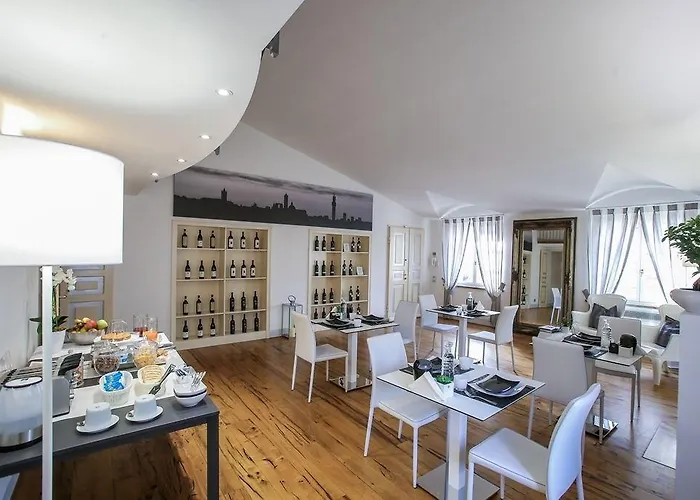 Le Logge Luxury Bed & Breakfast 4*