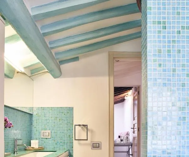 Le Logge Luxury Bed & Breakfast 4*