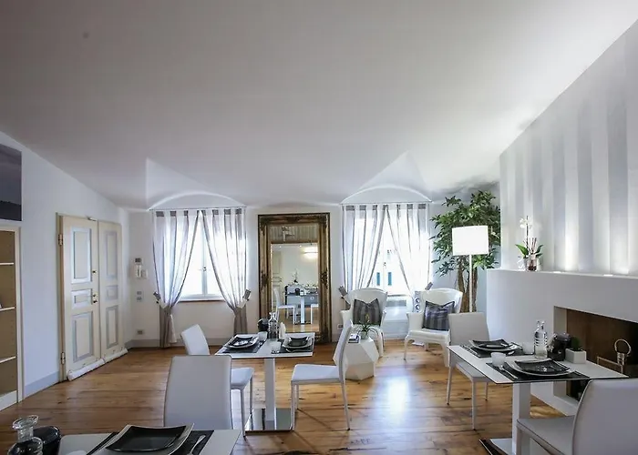 Le Logge Luxury 4* Siena